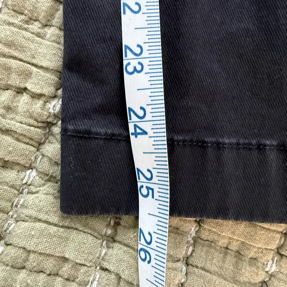 GAP Everyday Black Straight Crop Khaki‎ Womens SZ 8. Preppy Academia Nautical